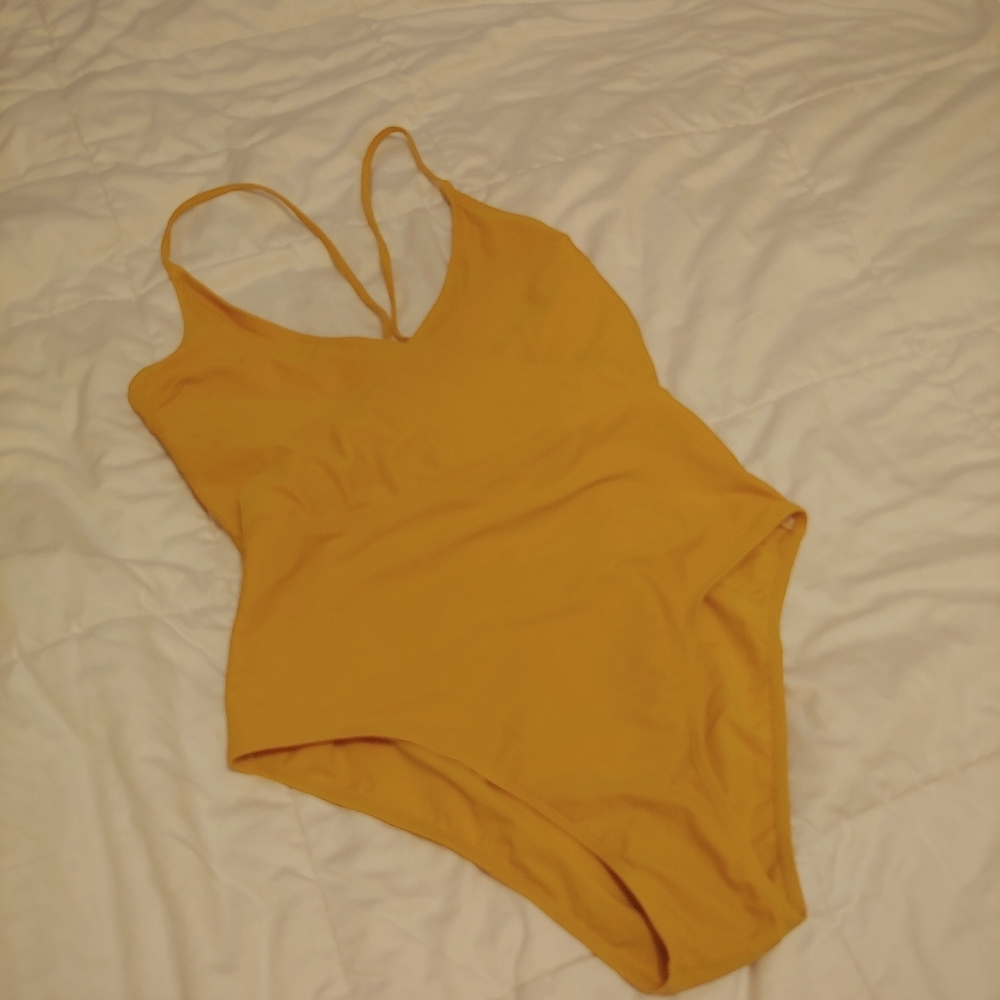 Zaful mustard yellow one piece bathing suit.